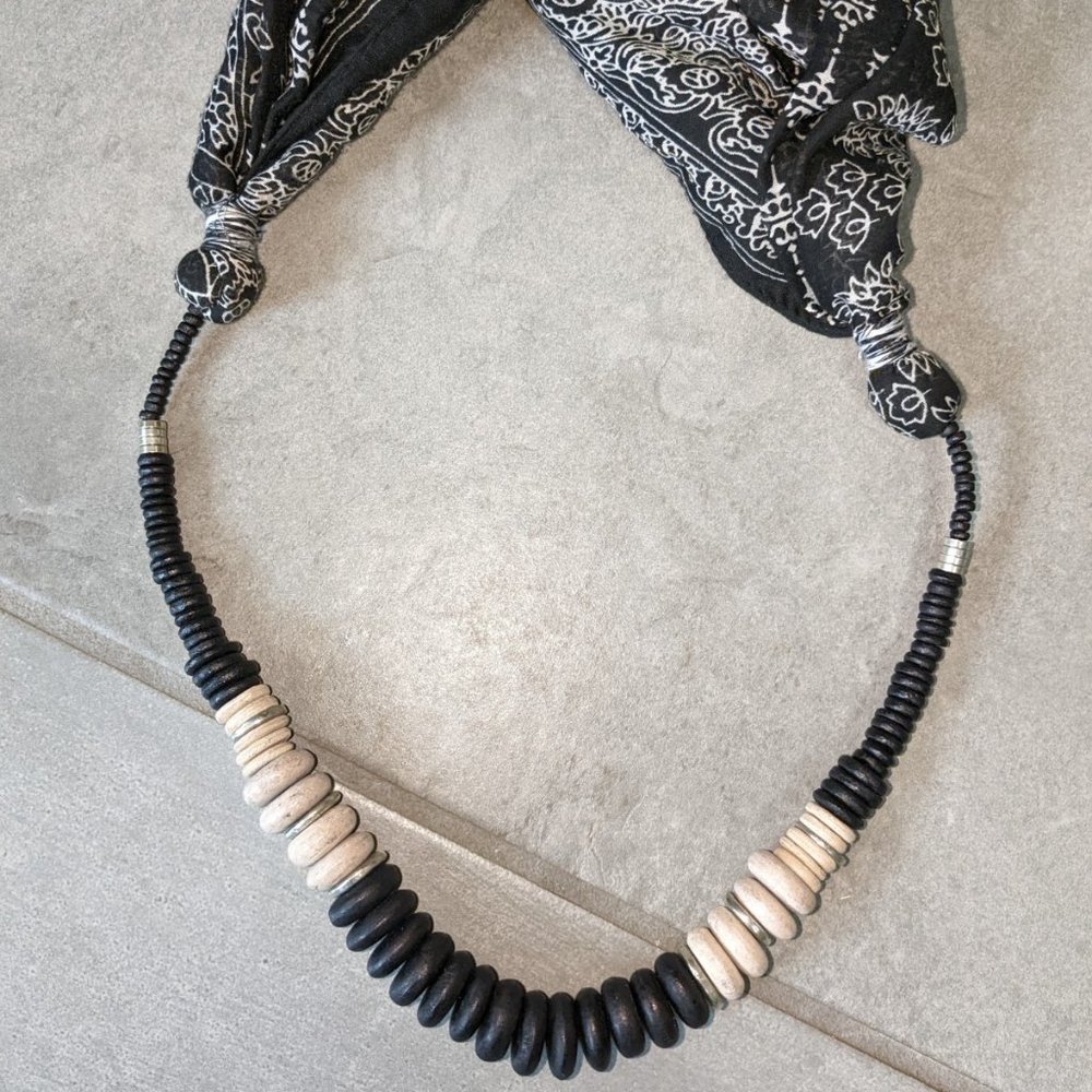 Infinity Scarf Necklace New - Picture 4 of 5